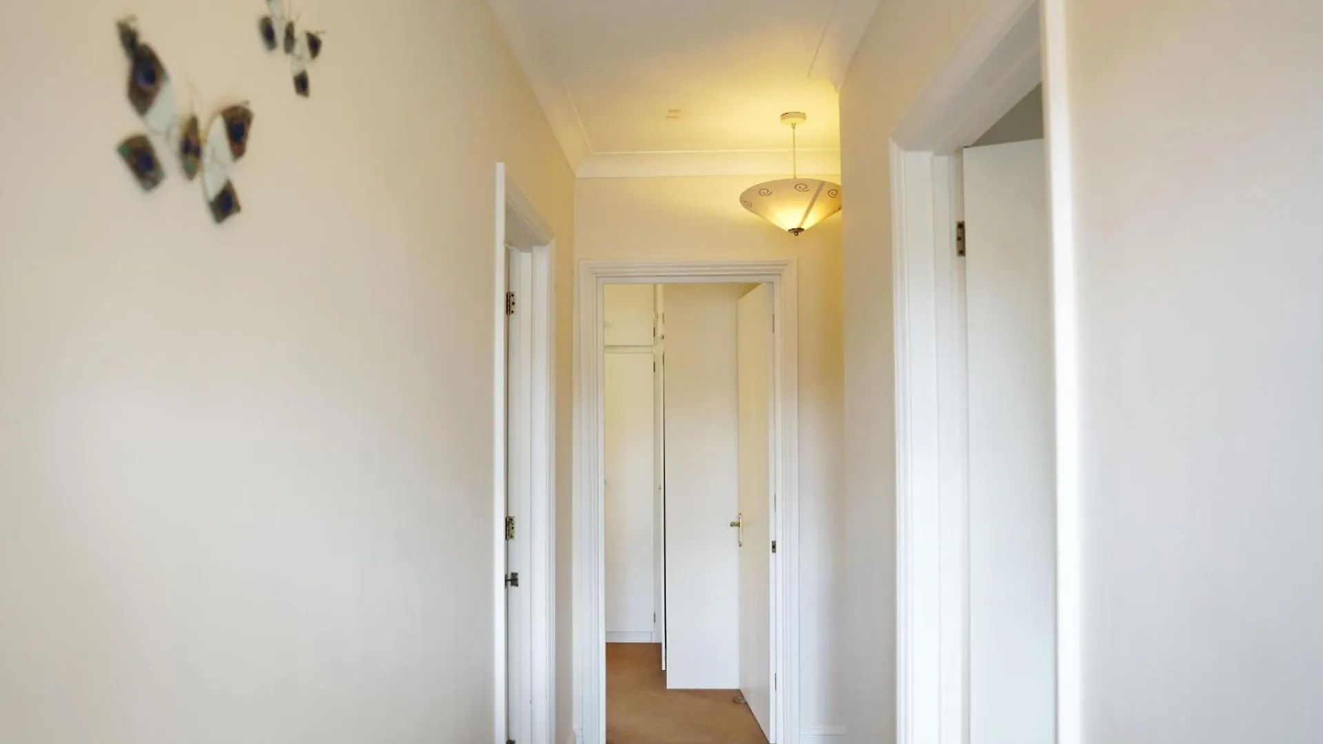 Holiday home 18Pg Dreams Unlimited - Budget Flat W Free Parking - Slough Windsor Heathrow